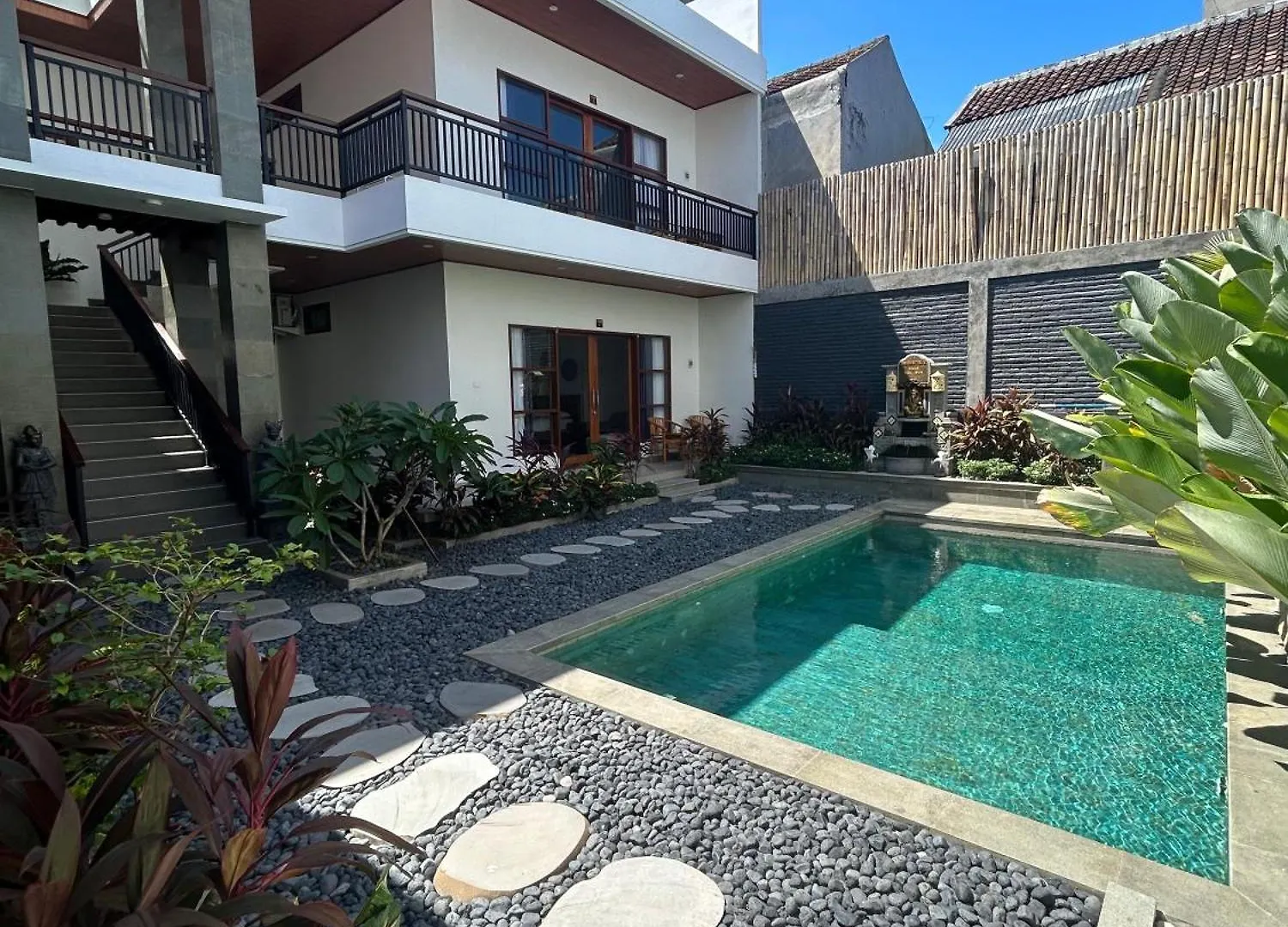 Villa Son Sun Uluwatu 0*,  Indonesia